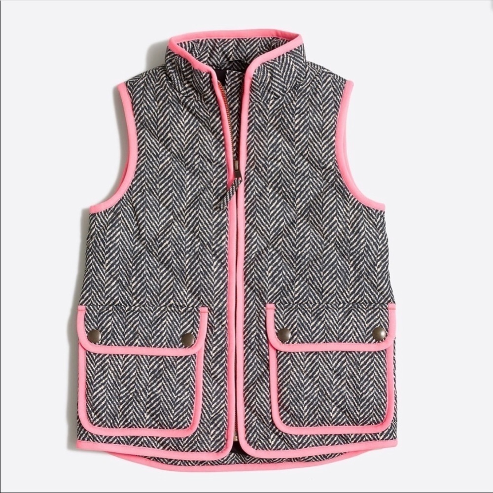Crewcuts Girl’s Gray Herringbone Diamond Quilted Puffer Vest with Neon Pink Trim